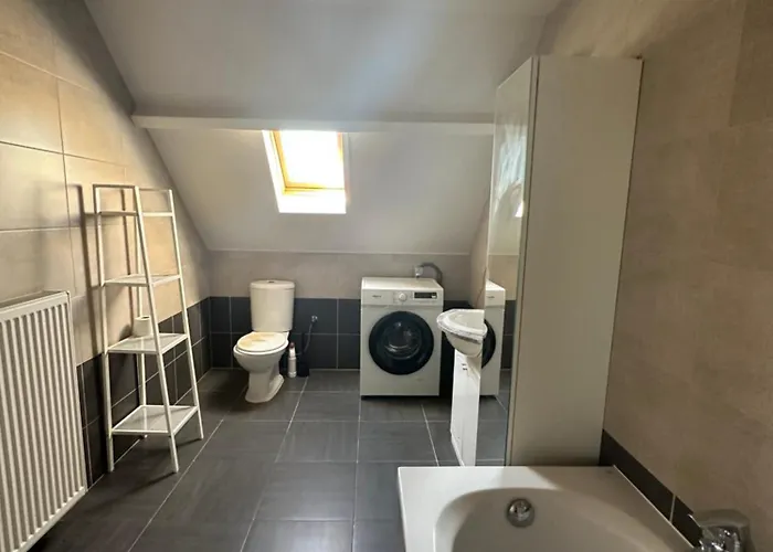 The 40 Work Or New Appt Comines-Warneton