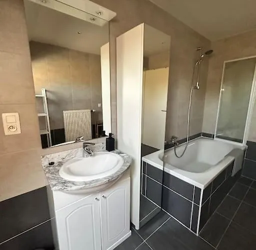 The 40 Work Or New Appt Apartman Comines-Warneton